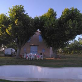 Bastidon piscine les tilleuls