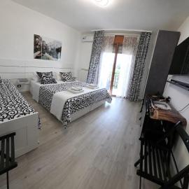 Appartamento Sanzio, centro Monfalcone, Hotel in Monfalcone