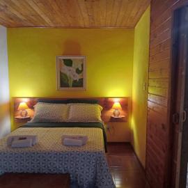 Suíte em Mirantão Refúgio dos Sonhos, Hotel in Mirantão