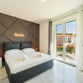 Skybnb APPARTMENTS 30 mt from the sea, hotel i Riva Ligure