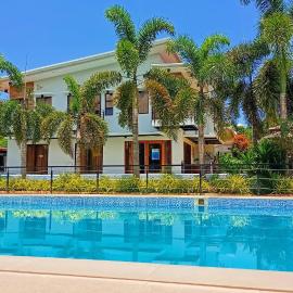 Casa De Española Hotel and Resort: Aritao şehrinde bir otel