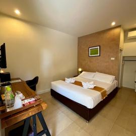 UDEE Cozy Hotel