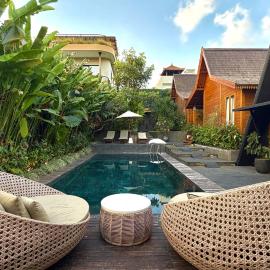 Twinseas Villa, hotel i Uluwatu
