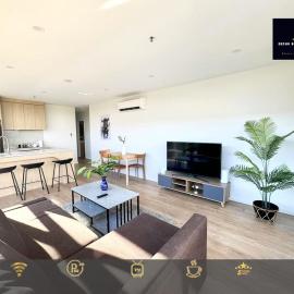 C04-Summerfield Stylish 2BR Apart, Mountain view, hotel in Weston Creek