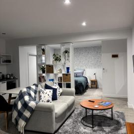 Location, luxury and stylish comfort