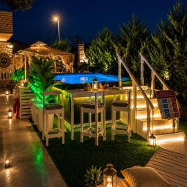 Heraklia villa sea view pool & jacuzzi, hotel in Nea Irakleia