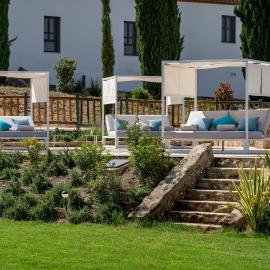 Hospes Palacio de Arenales & Spa، فندق في قصرش