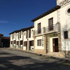 El Cardeo, hotel v destinaci La Revilla