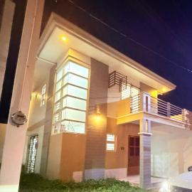 Arellano Residence، فندق في باتانجاس سيتي