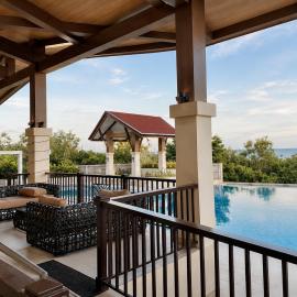 DG Coastal Comfort near Alona Beach - Pool, Gym and Play area