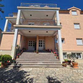 Pansion Bonaca, hotel a Srima