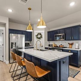Wizard-Themed Family Home + Secret Attic, Katy, hotel v destinaci Katy