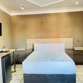 Mthunzi Lodge and Safari, hotell i Hazyview
