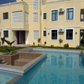 Marina House، فندق في أوكوندا