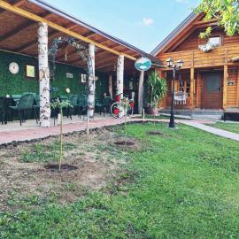 Holiday cottage with pool, hotel in Plav