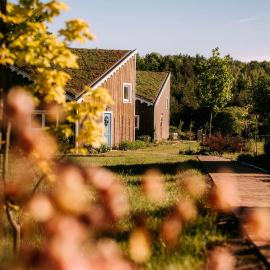 Kwiatowisko, hotell sihtkohas Szewnia
