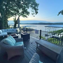 Grand Lakefront Escape at Lake of the Ozarks