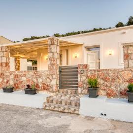 Floras House