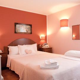 Albergo Ristorante Al Vescovo, ξενοδοχείο σε Pulfero