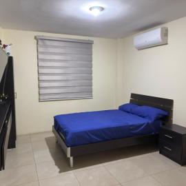 Habitación amueblada La Rioja etapa canaria La Aurora, hotel Amelia városában