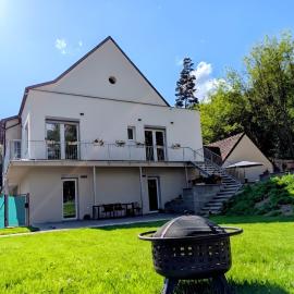 Apartmány v Propadání, hotel in Jedovnice
