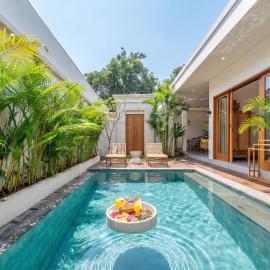Balibay Villas - Secluded Pool Retreat Close to City Attractions, hotel u gradu Seminjak