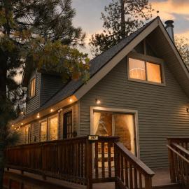 The Lounging Lodge near the Village!