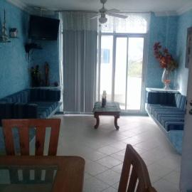 Departamento con piscina Tonsupa