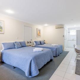 Emu Point Motel