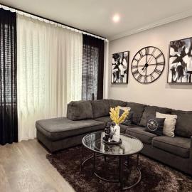 Union Street Chateau, Close to NYC, Downtown JC & MetLife Stadium!