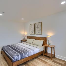 Dormont, Potomac 2C Cozy and Modern Private Bedroom with Shared Bathroom