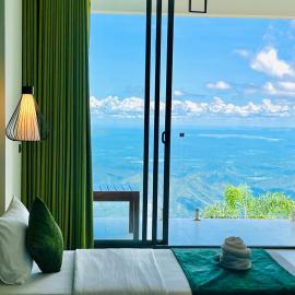 Srilak View Holiday Inn