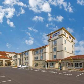 Comfort Inn & Suites Verona at Turning Stone Resort Casino, ξενοδοχείο σε Verona