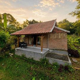 Tuka Cabins