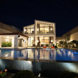 Blooms Villa, hotel i Al Rama