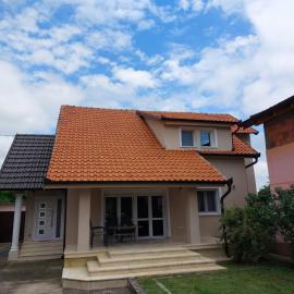 Vila Mira, hotel in Stara Pazova