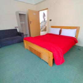 Harina Hotel Kalam, hotell i Kalām