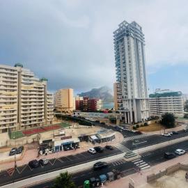Calpe apartamento a 1 minuto de la playa parking vistas ideal parejas, hotel a Ifach