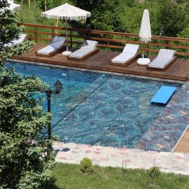 Lala Resort, готель у місті Bajram Curri