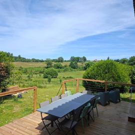 ALPAGANIE , élevage d'alpagas, domaine privé 19Ha, 3 lacs, pèche, animaux