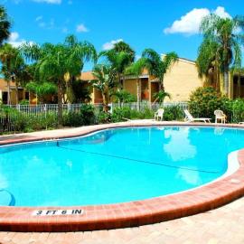 2BR/1BA Sienna Park Apartment