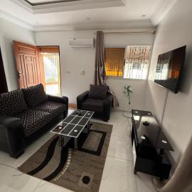 Résidence ADJOBIA Grâce Divine YAMOUSSOUKRO, hotel en Yamusukro