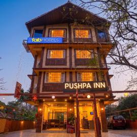 FabHotel Pushpa Inn - Nr Vagator Beach, ξενοδοχείο σε Marna