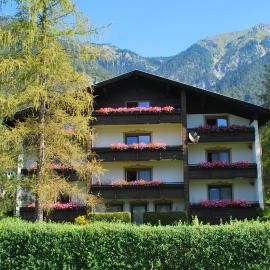 Haus Pock Apartments, hotel a Presseggersee