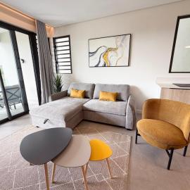 Asmara Residence 2 Bedroom Apartment by LOV Mauritius, Beach Access, hotel in Petite Case Noyale