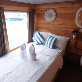 Phinisi Private trip Komodo Island, hotel in Komodo Labuan Bajo Airport