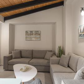 Kentro Living Heraklion 2BR Apartment, hotel en Bendevís