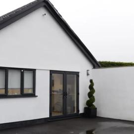 Modern Guest House with Free Parking & Fast Wi-Fi, hotel in Flax Bourton