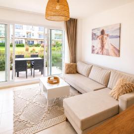 Apartment with Terrace at Thalassa Beach Resort, Northern Cyprus, hotel in Phrenaros