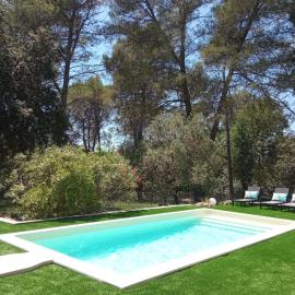 Rez de Villa avec piscine privée, hotel em Les Arcs sur Argens